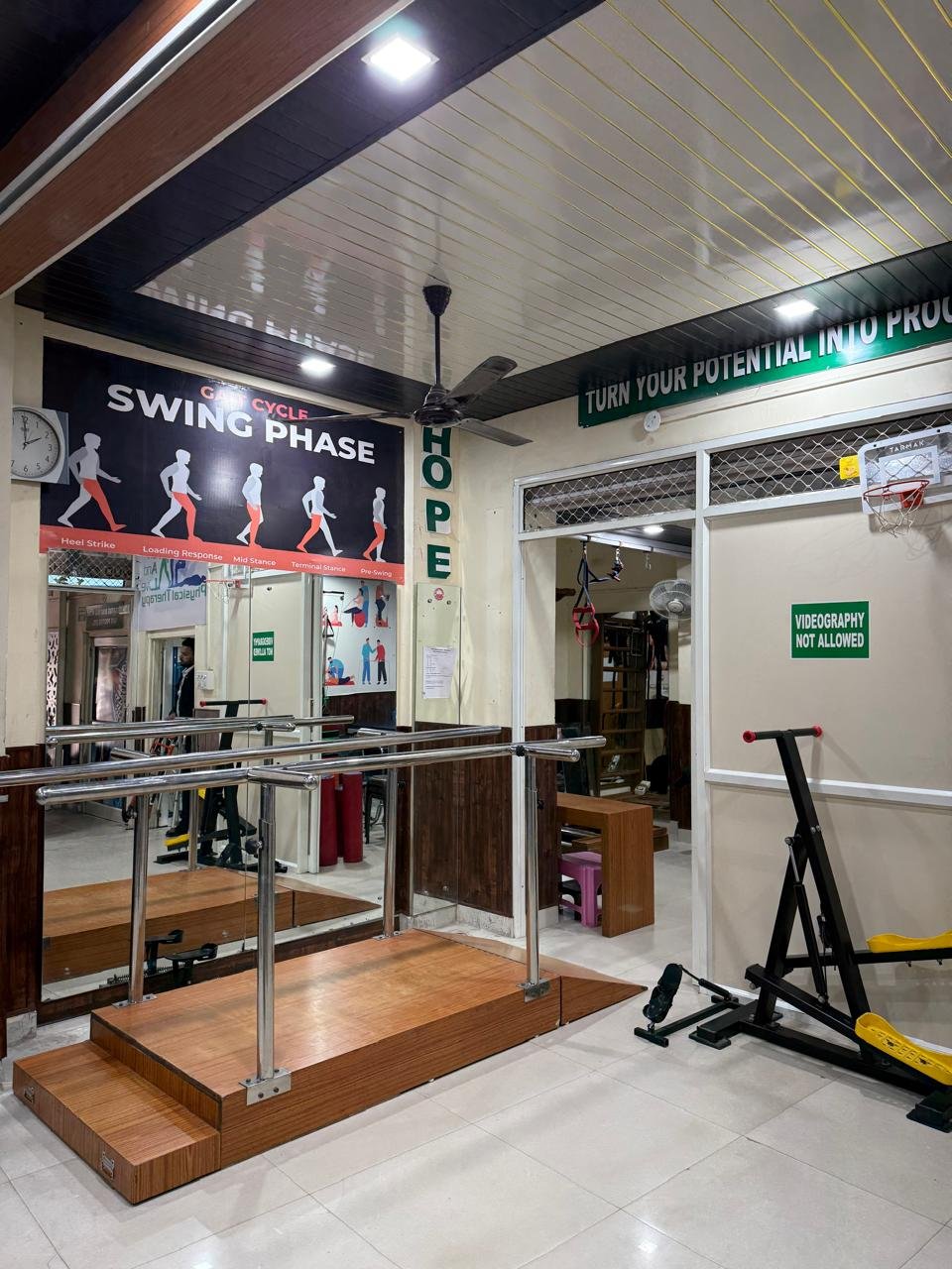 Physio in Shastri Nagar